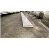 Image 2 : 1 LIFT OF FLAT JAMB EMBOSSED WOOD WHITE FINISH- APPROX 81" LENGTHS,