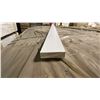 Image 2 : 1 LIFT OF BASEBOARD/TRIM MOULDING WITH PRIMED WHITE FINISH APPROX 97" LENGTHS, 3,016 FT TOTAL