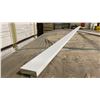 Image 3 : 1 LIFT OF BASEBOARD/TRIM MOULDING WITH PRIMED WHITE FINISH APPROX 97" LENGTHS, 3,016 FT TOTAL