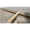 Image 4 : 1 LIFT OF OAK TRIM RAW NATURAL APPROX 8' LENGTHS, 8,875 FT TOTAL