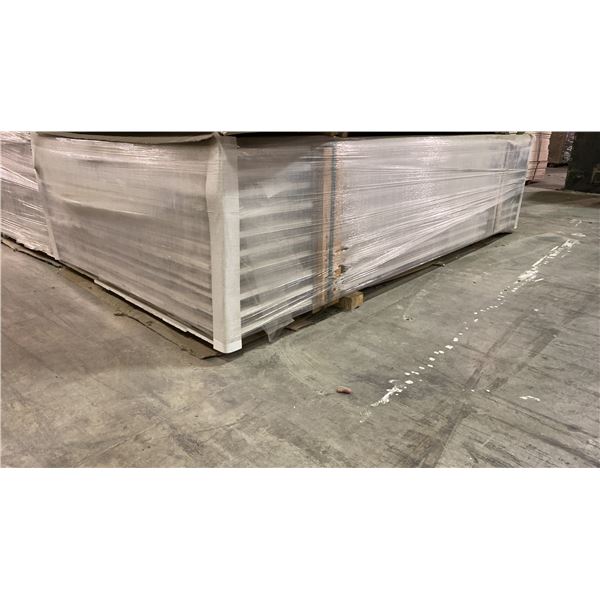 1 LIFT OF PREFABRICATED WHITE EC DOOR JAMB 81" X 4-9 16" APPROX 180 PCS