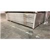 Image 1 : 1 LIFT OF PREFABRICATED WHITE EC DOOR JAMB 81" X 4-9 16" APPROX 180 PCS