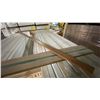Image 1 : 1 SMALL LIFT OF TRIM MOULDING WITH NON-EMBOSSED URBAN FIR FINISH APPROX 7' LENGTHS, 571 FT TOTAL