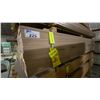 Image 3 : 1 LIFT OF DOOR MOULDING/TRIM PAINTED ALPINE/MAPLE FINISH APPROX 7' LENGTHS 160 PCS