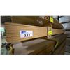Image 3 : 1 LIFT OF DOOR TRIM/MOULDING WITH NON-EMBOSSED COASTAL HEMLOCK FINISH APPROX 7' LENGTHS, 1,092 FT