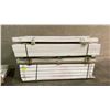 Image 1 : 1 LARGE LIFT OF ASSORTED WHITE MOULDINGS/TRIM APPROX 7' LENGTHS
