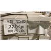 Image 4 : 1 LIFT OF BASEBOARD MOULDING WITH EMBOSSED WOOD PRIMED WHITE FINISH APPROX 7' LENGTHS