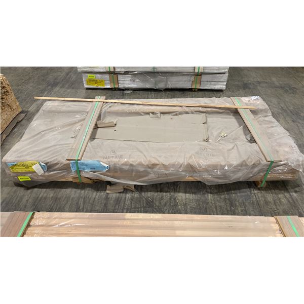 1 LIFT OF HEMLOCK CROWN MOULDING CORNER TRIM, RAW NATURAL FINISH APPROX 98" LENGTHS, 5,760 FT TOTAL