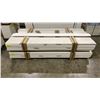 Image 1 : 2 LIFTS OF FLAT JAMB WITH ALYNNA WHITE PAINTED FINISH APPROX 88" LENGTHS