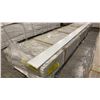 Image 1 : 1 LIFT OF BASEBOARD MOULDING WITH WHITE FINISH APPROX 16' LENGTHS, 1,648 FT