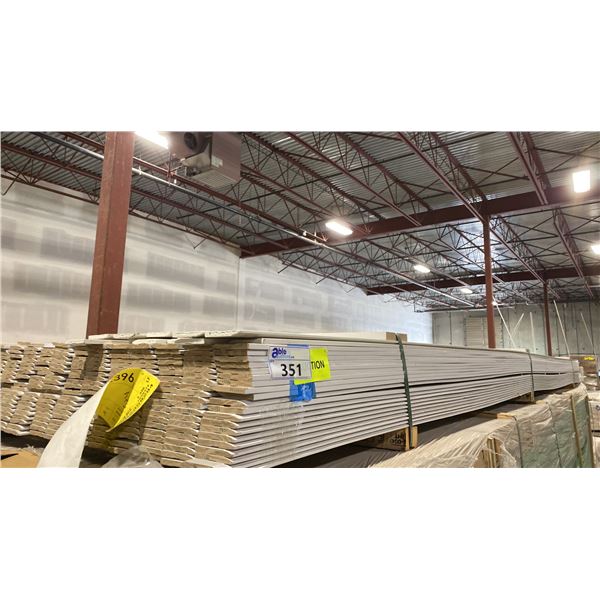 1 LIFT OF BASEBOARD/TRIM MOULDING WITH WHITE BASE COATED FINISH, APPROX 14' LENGTHS, 4,396 FT