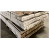 Image 4 : 3 LIFTS OF BASEBOARD/TRIM MOULDING WITH WHITE FINISH APPROX 14' LENGTHS