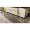Image 2 : 1 LIFT OF FLAT JAMB WITH BRITE WHITE EMBOSSED WOOD FINISH APPROX 38.5" & 82" LENGTHS, 144 PCS