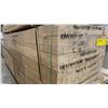 Image 2 : 1 LIFT OF BASEBOARD/TRIM MOULDING WITH RAW NATURAL FINISH, APPROX 14' LENGTHS, 17,640 FT TOTAL