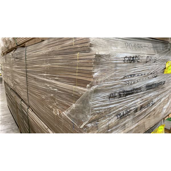 1 LIFT OF BASEBOARD/TRIM MOULDING WITH RAW NATURAL FINISH, APPROX 14' LENGTHS, 15,288 FT TOTAL