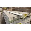 Image 3 : 1 LIFT & 1 PARTIAL LIFT OF BASEBOARD MOULDING WITH PRIMED WHITE FINISH APPROX 16' LENGTHS, 3,584 FT