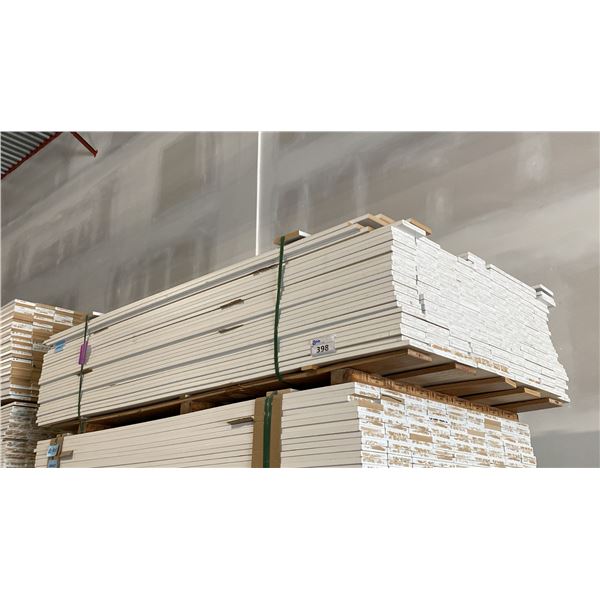 1 LIFT OF MDF FLAT JAMB MOULDING WITH WHITE FINISH APPROX 7' LENGTHS