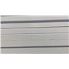 Image 3 : 1 LIFT OF MDF FLAT JAMB MOULDING WITH WHITE FINISH APPROX 7' LENGTHS