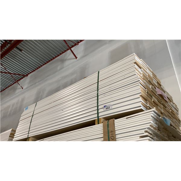1 LIFT OF MDF FLAT JAMB MOULDING WITH WHITE FINISH APPROX 7' LENGTHS
