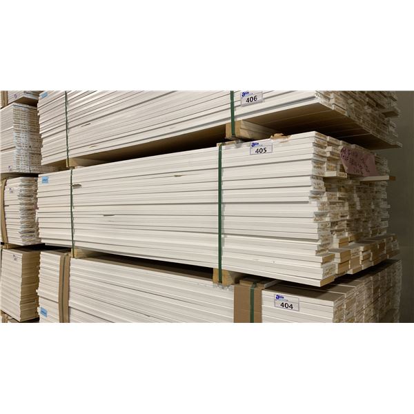 1 LIFT OF MDF FLAT JAMB MOULDING WITH WHITE FINISH APPROX 7' LENGTHS