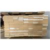 Image 2 : 1 LIFT OF MDF FLAT JAMB MOULDING WITH WHITE FINISH APPROX 7' LENGTHS