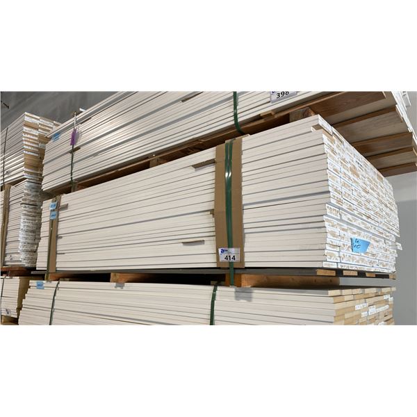 1 LIFT OF MDF FLAT JAMB MOULDING WITH WHITE FINISH APPROX 7' LENGTHS