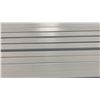 Image 3 : 1 LIFT OF MDF FLAT JAMB MOULDING WITH WHITE FINISH APPROX 7' LENGTHS