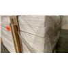 Image 4 : LIFT OF BASEBOARD MOULDING WITH PRIMED WHITE FINISH, APPROX 8' LENGTHS, 4,640 FT TOTAL