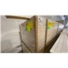 Image 1 : 1 LIFT OF BASEBOARD MOULDING WITH NATURAL FINISH APPROX 16' LENGTHS, 8,400 FT TOTAL
