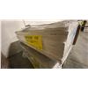 Image 4 : 3 LIFTS OF BASEBOARD MOULDING WITH WITH POLAR WHITE PAINTED FINISH APPROX 12' LENGTHS, 4,800 FT