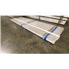 Image 1 : 1 SMALL LIFT OF BASEBOARD MOULDING WITH POLAR WHITE PAINTED FINISH APPROX 12' LENGTHS, 936 FT TOTAL