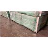 Image 1 : 1 LIFT OF BASE SHOE MOULDING WITH PAINTED PRIMED FINISH APPROX 8' LENGTHS, 19,200 FT TOTAL