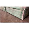 Image 1 : 1 LIFT OF BASE SHOE MOULDING WITH PAINTED PRIMED FINISH APPROX 8' LENGTHS, 19,200 FT TOTAL