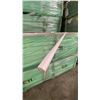 Image 3 : 1 LIFT OF BASE SHOE MOULDING WITH PAINTED PRIMED FINISH APPROX 12' LENGTHS, 32,400 FT TOTAL