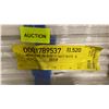 Image 6 : 2 LIFTS OF BASE SHOE MOULDING WITH POLAR WHITE PAINTED FINISH APPROX 12' LENGTHS, 12,384 FT TOTAL