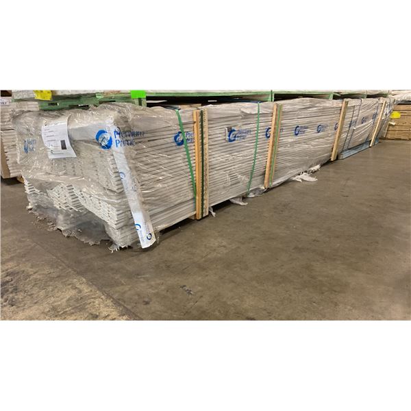 1 LIFT OF BASEBOARD/TRIM MOULDING WITH WHITE FINISH APPROX 16' LENGTHS