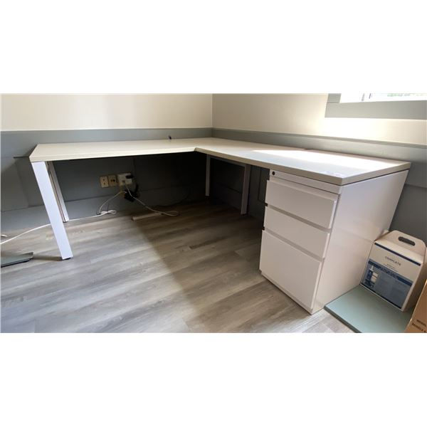 MODERN WHITE METAL FRAME 3 DRAWER L SHAPED CORNER 77" X 66" X 23.5D" X 28"H