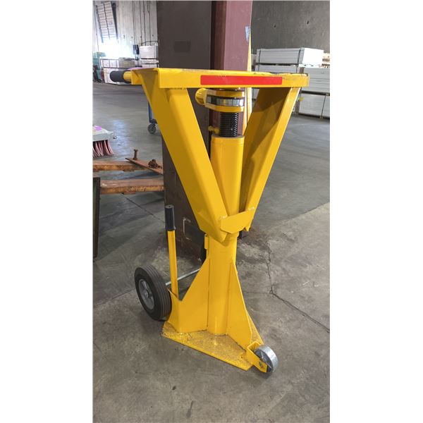 ULINE H-2732 YELLOW HEAVY DUTY INDUSTRIAL TRAILER JACK