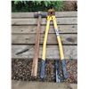 Image 1 : Sledge hammer & 36 in. bolt cutters