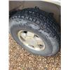 Image 14 : 1998 GMC 1500 Sierra truck, 4WD, V8 auto, 5.7 L, ext. cab, showing 330,140 km, VIN: 2GTEK19R7W155814