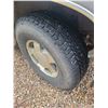 Image 15 : 1998 GMC 1500 Sierra truck, 4WD, V8 auto, 5.7 L, ext. cab, showing 330,140 km, VIN: 2GTEK19R7W155814