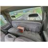 Image 18 : 1998 GMC 1500 Sierra truck, 4WD, V8 auto, 5.7 L, ext. cab, showing 330,140 km, VIN: 2GTEK19R7W155814