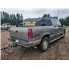 Image 4 : 1998 GMC 1500 Sierra truck, 4WD, V8 auto, 5.7 L, ext. cab, showing 330,140 km, VIN: 2GTEK19R7W155814