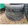 Image 3 : 4- 235/60R17 tires