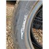 Image 4 : 4- 235/60R17 tires