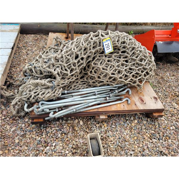 Playground net c/w hooks