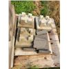 Image 4 : Qty of various cinder blocks & mounting brasses