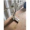 Image 3 : Ladder stand for trucks/vans