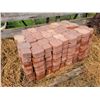 Image 7 : Red Keystone bricks, approx. 600