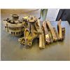 Image 1 : 350 Chevy water pump & 350 new alternator
